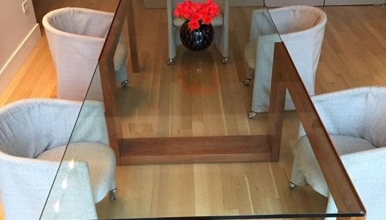 table top glass installation